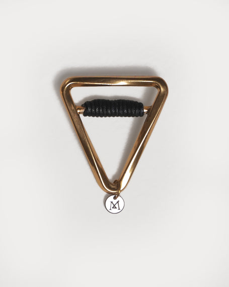 Mannto Jewel en metal dorado para llevar Mannto sin nudos